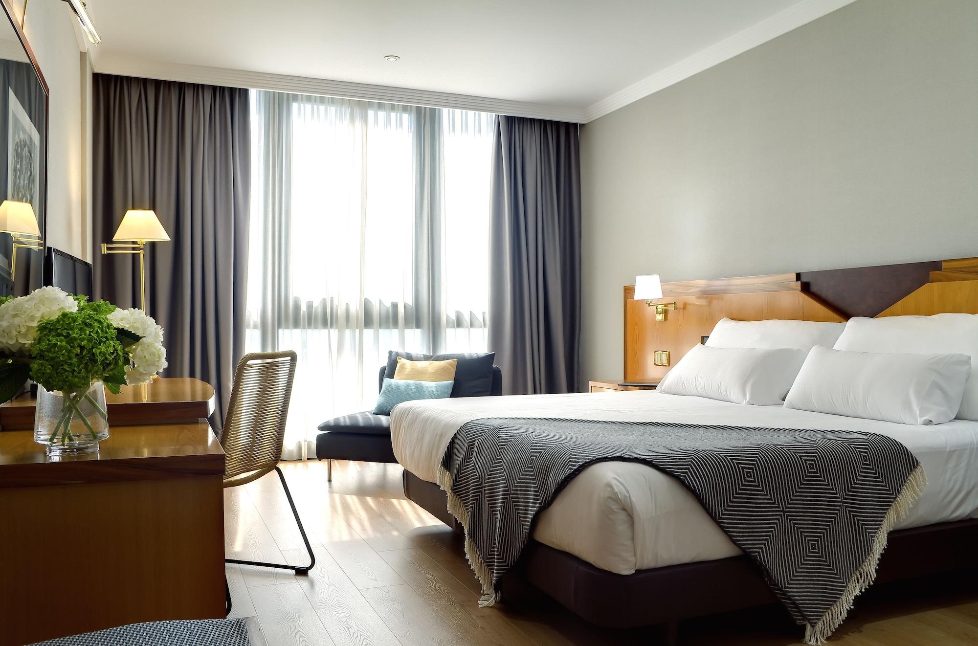 Oca Puerta Del Camino Hotel ซานติอาโก เด กอมโปสเตลา ภายนอก รูปภาพ